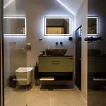Akira Apartamento Afytos