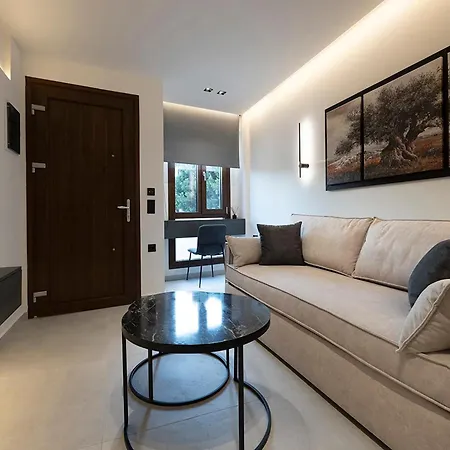 Akira Apartamento Afytos