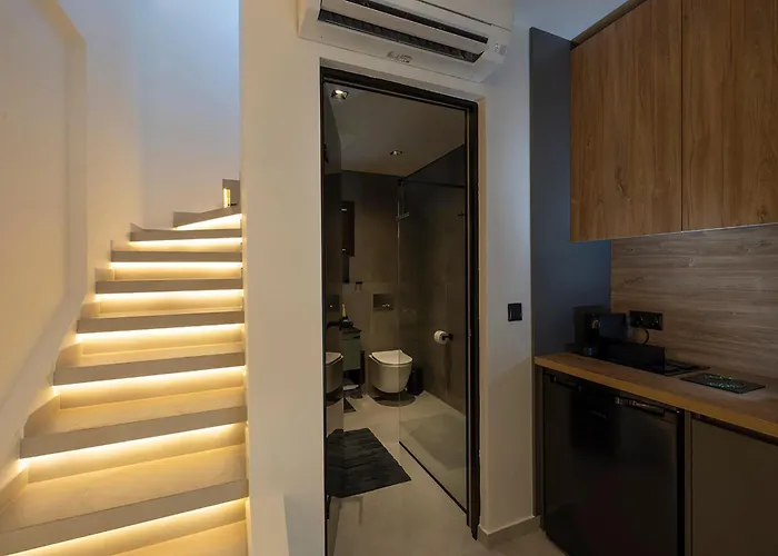 Akira Apartment