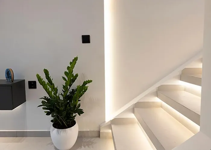 Apartment Akira