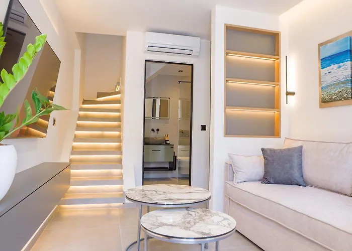 Appartement Akira Áfitos